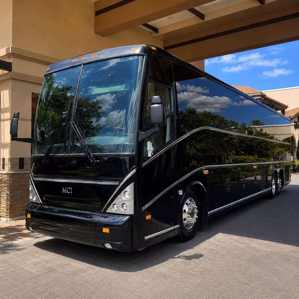 charter bus rentals for large concert groups across the corpus christi area