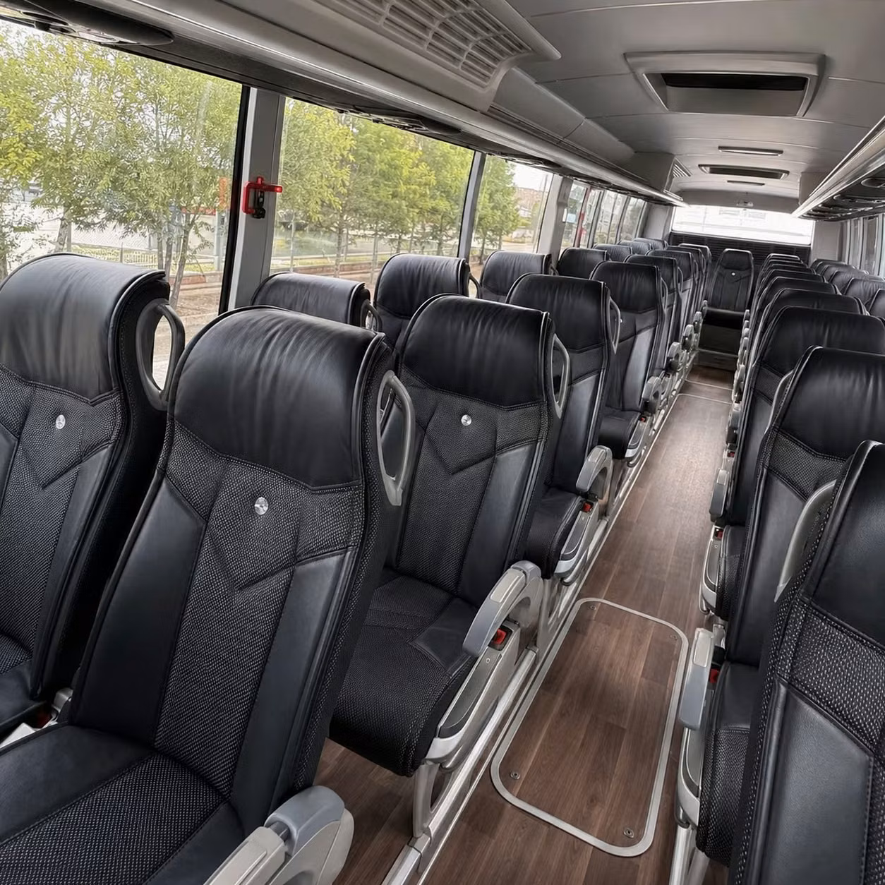 charter buses and minibuses for corpus christi science and museum field trips